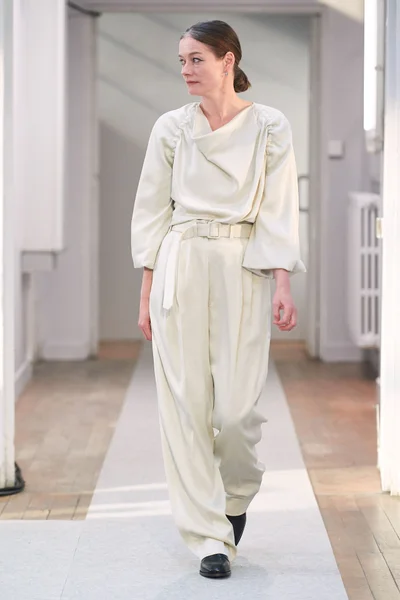 Look 31